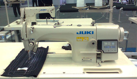 成都圣浪服饰有限公司,进口缝纫机